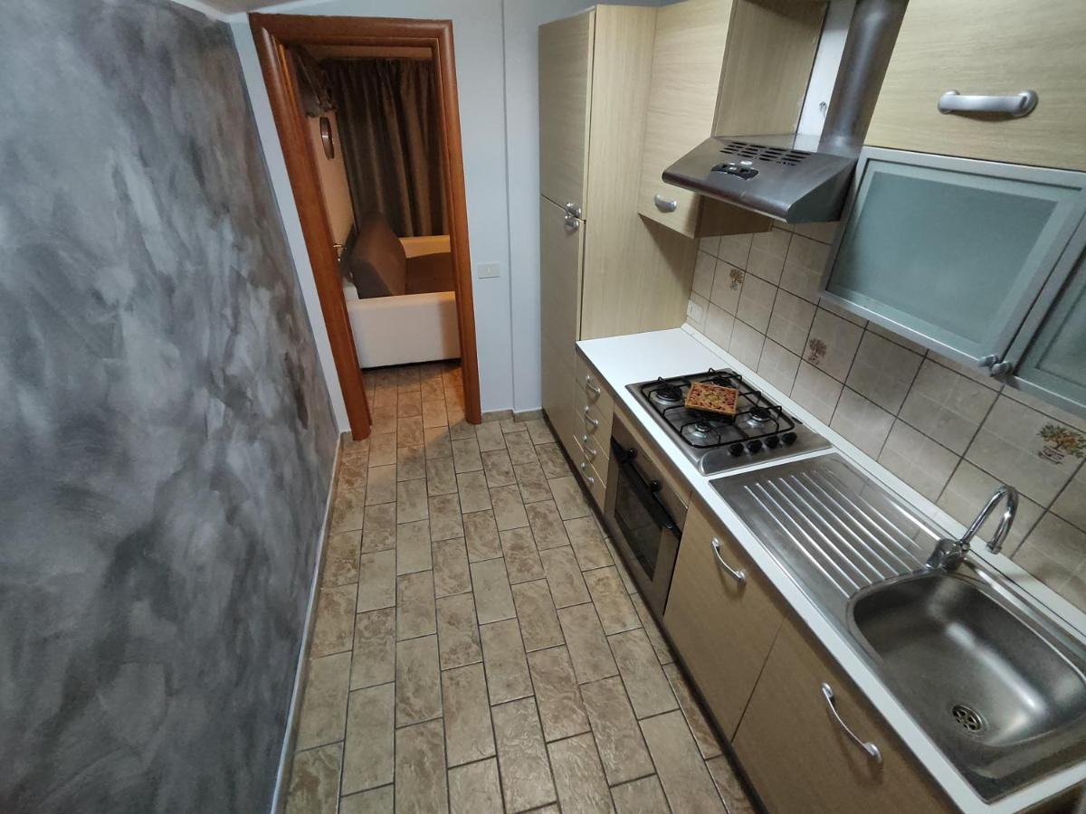 Sicily Travel Apartment'S 4 Giardini Naxos Exterior foto